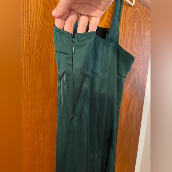 NWT Abercrombie satin slip midi dress. - Picture 5 of 7